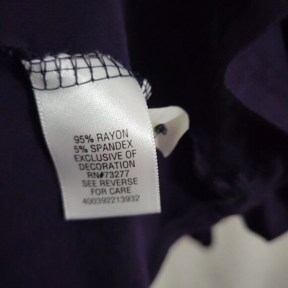 Croft & Barrow Top Dark Purple Medium flowy lace stretchy pleated Rayon classic - Picture 8 of 11